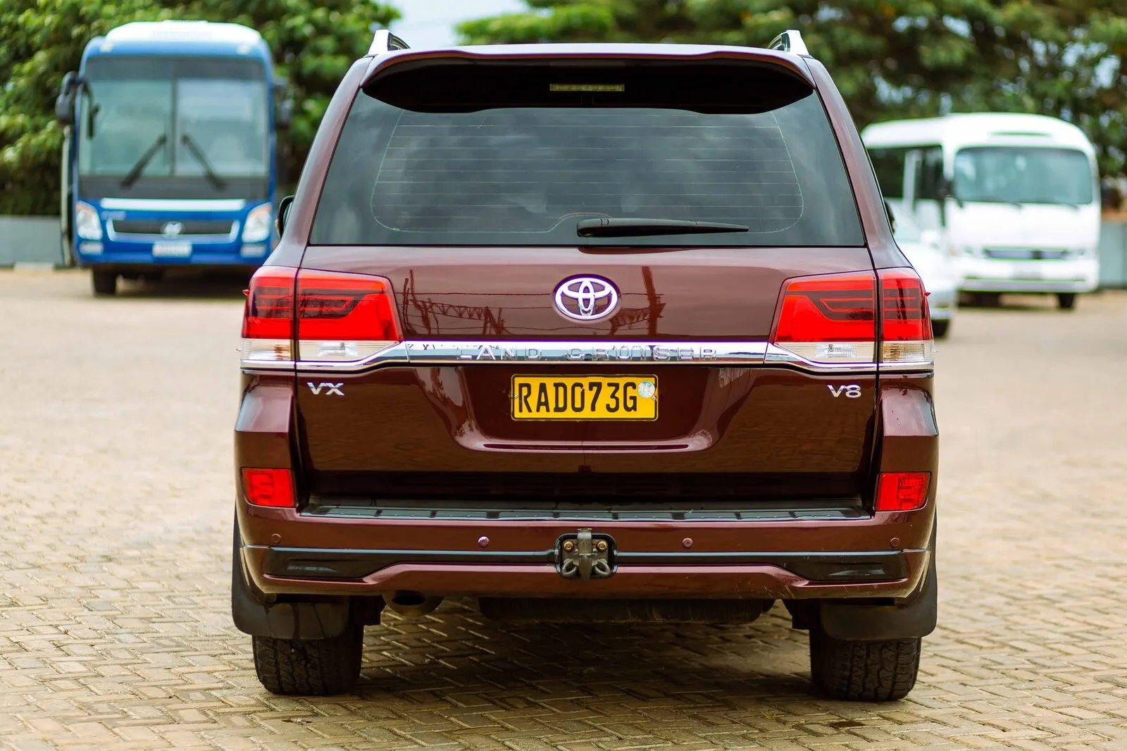 Toyota Land Cruiser — POTUS Rentals & Tours